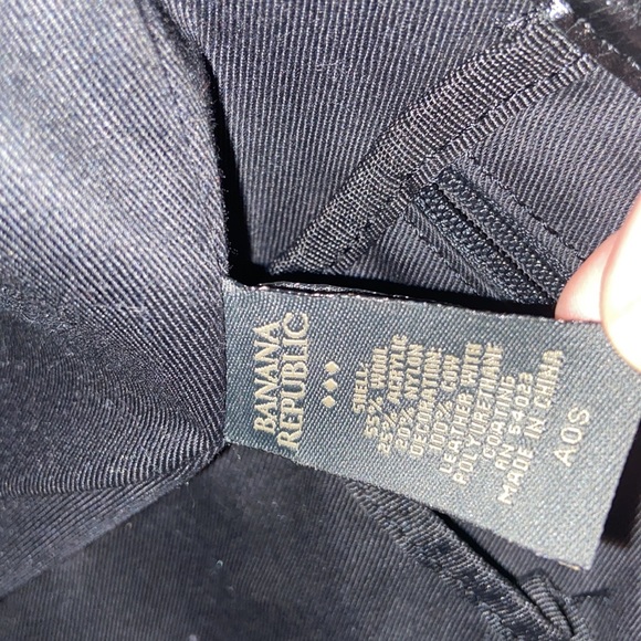 Banana Republic Large Purse - Picture 5 of 8